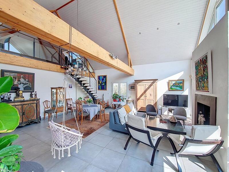 Maison - 276 m² - 6 pièces