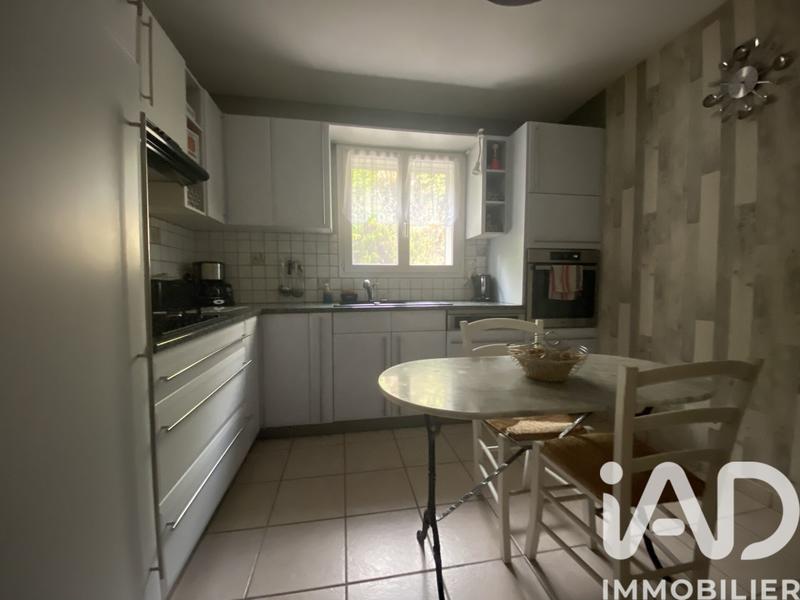 Maison - 98 m² - 5 pièces