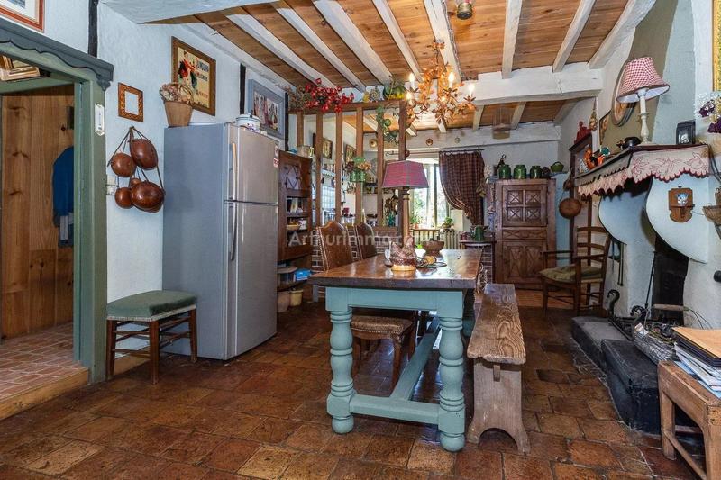 Viager - Maison - 185 m² - 7 pièces
