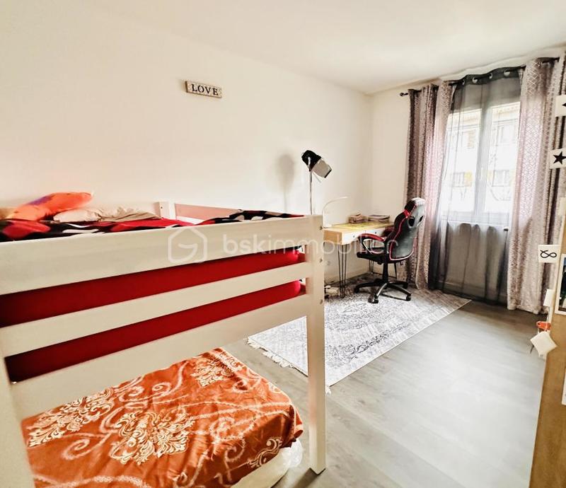 Maison traditionnelle - 140 m² - 5 pièces