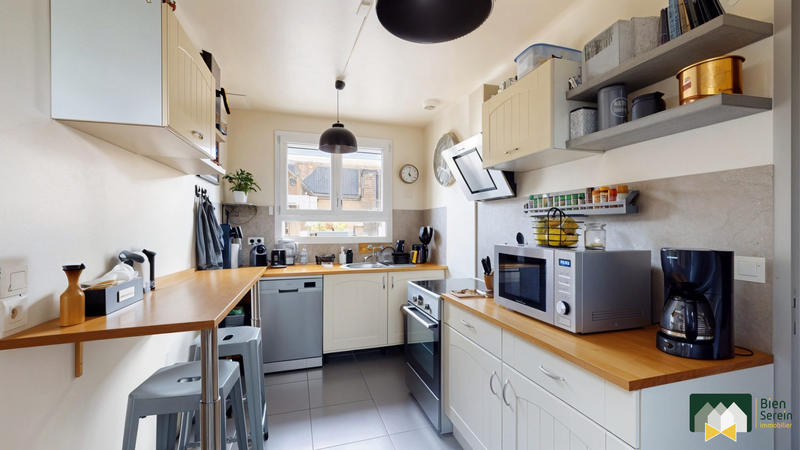 Maison traditionnelle - 103 m² - 4 pièces