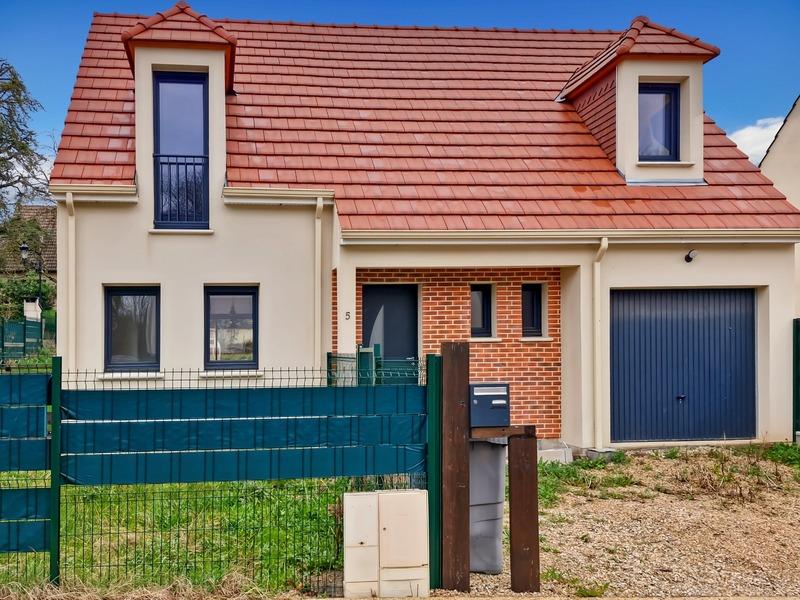 Maison - 97 m² - 4 pièces