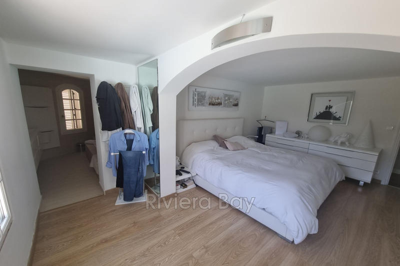 Villa - 160 m² - 6 pièces