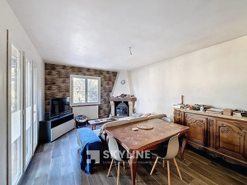 Maison - 166 m² - 7 pièces