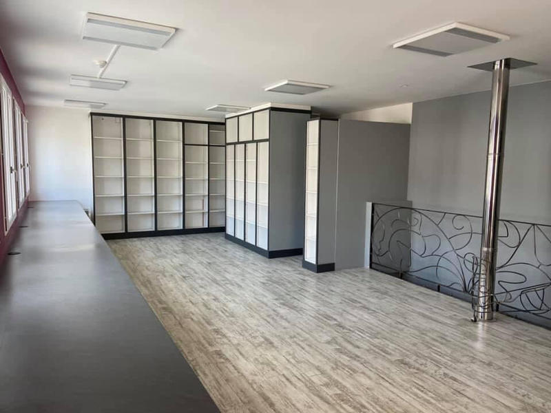 Local commercial - 100 m²