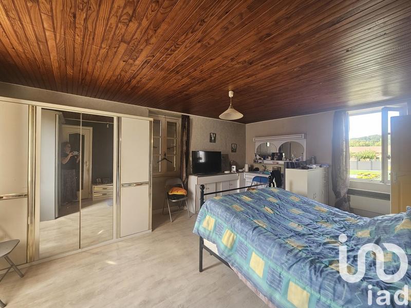 Maison - 165 m² - 9 pièces