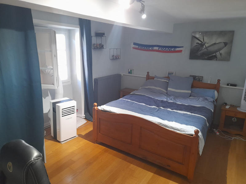 Maison - 137 m² - 7 pièces