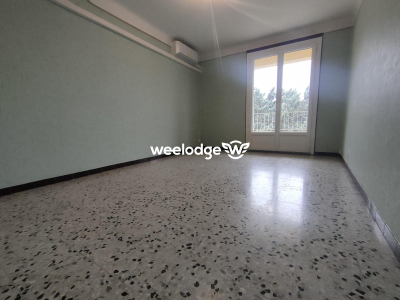 Appartement - 85 m² - 3 pièces