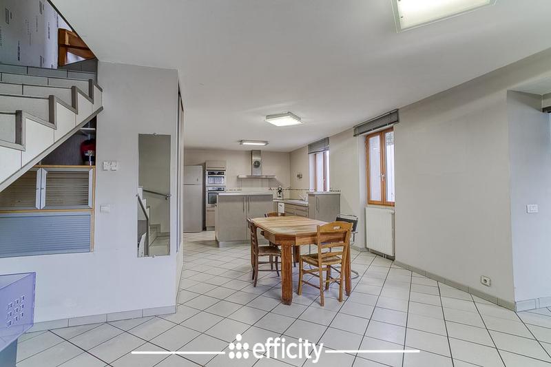 Duplex - 130 m² - 6 pièces