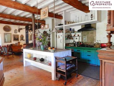 Moulin - 400 m² - 12 pièces