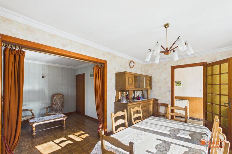 Maison - 102 m² - 5 pièces