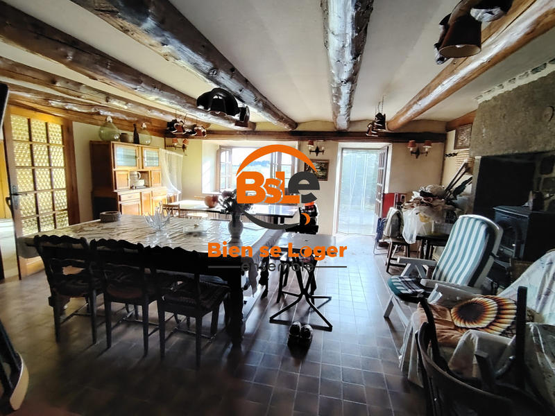 Maison ancienne - 191 m² - 7 pièces