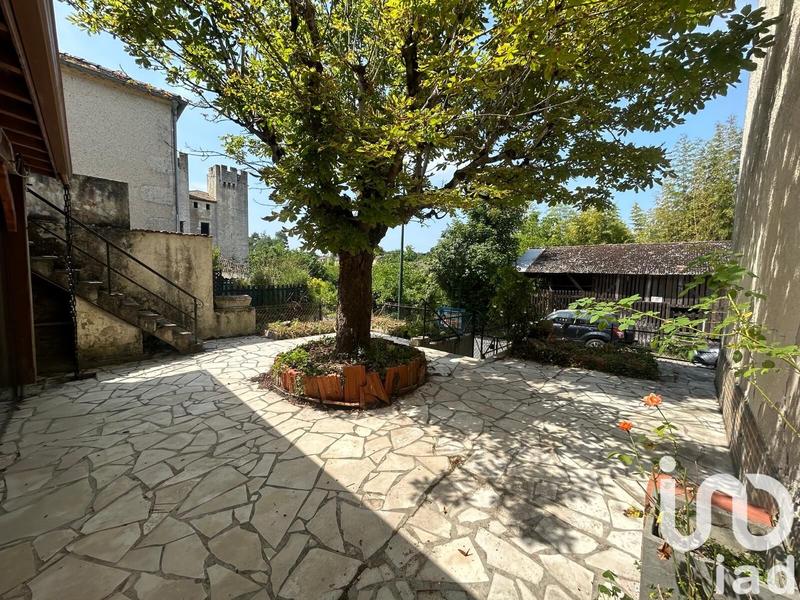 Maison - 186 m² - 5 pièces