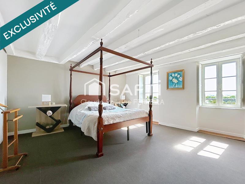 Appartement - 260 m² - 10 pièces