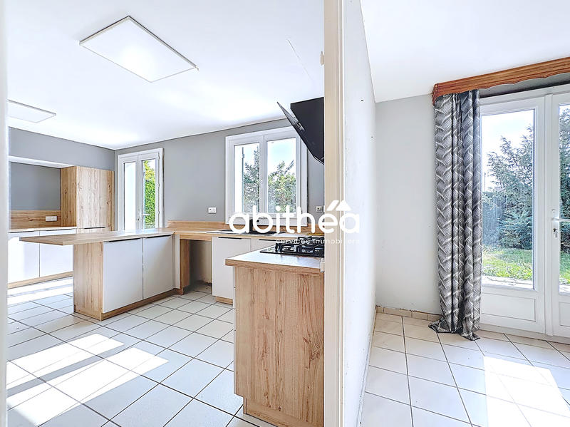 Maison - 170 m² - 6 pièces