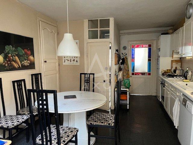 Maison de ville - 220 m² - 7 pièces