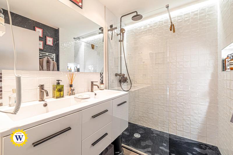 Appartement - 60 m² - 2 pièces