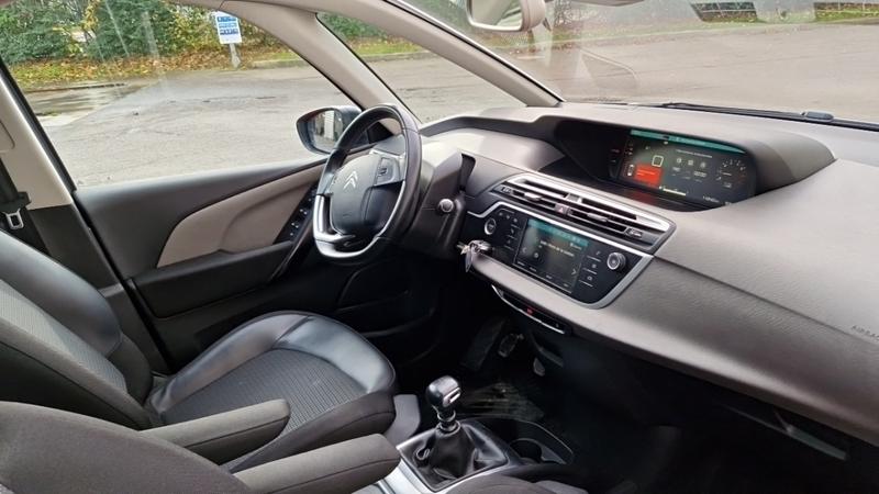 Citroën Grand C4 SpaceTourer Bluehdi 130 Ss Bvm6 Shine
