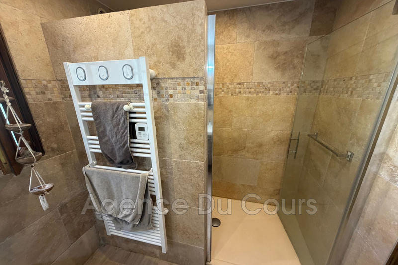 Maison - 150 m² - 1 pièce