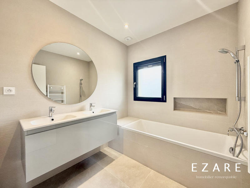 Maison - 136 m² - 5 pièces