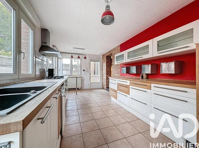Maison - 110 m² - 5 pièces