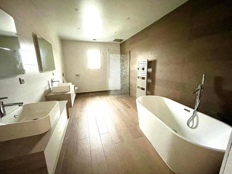 Maison - 173 m² - 6 pièces