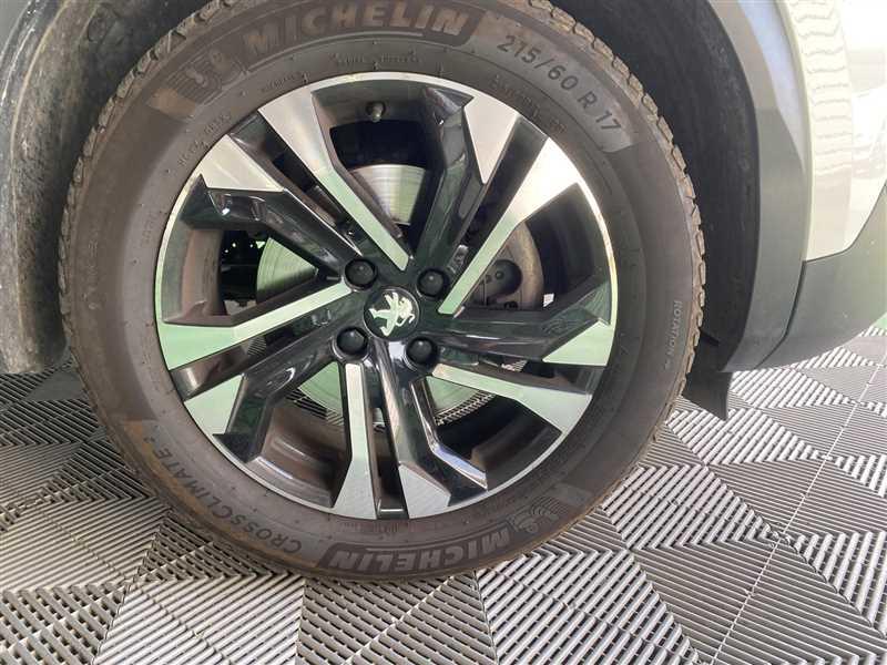 Peugeot 2008 1.5 BlueHDi 130 s&amp;S Eat8 Allure Business