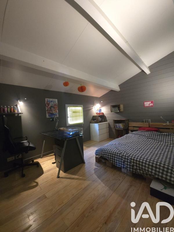 Maison - 230 m² - 5 pièces