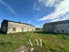 Maison - 300 m² - 5 pièces