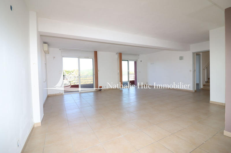 Appartement - 138 m² - 6 pièces