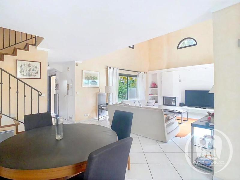 Villa - 105 m² - 5 pièces