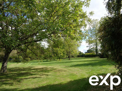 Maison - 232 m² - 8 pièces