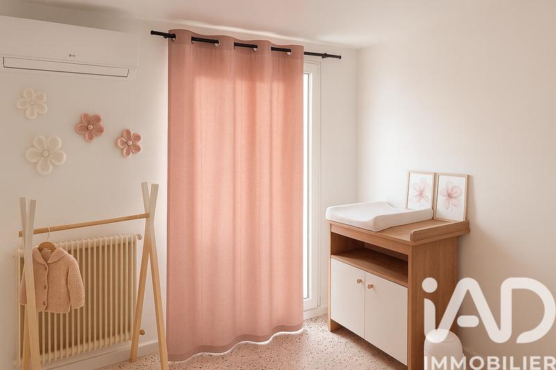 Appartement - 80 m² - 4 pièces