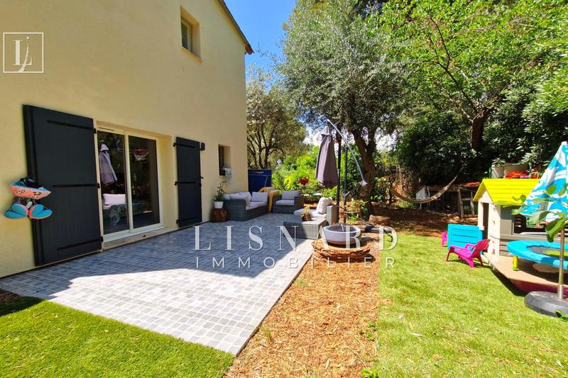 Villa - 120 m² - 6 pièces