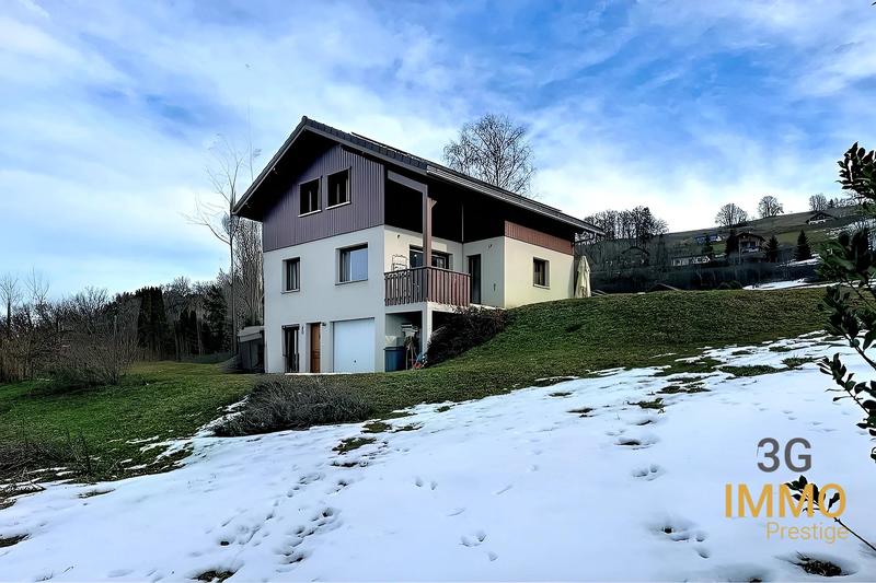 Maison - 102 m² - 7 pièces