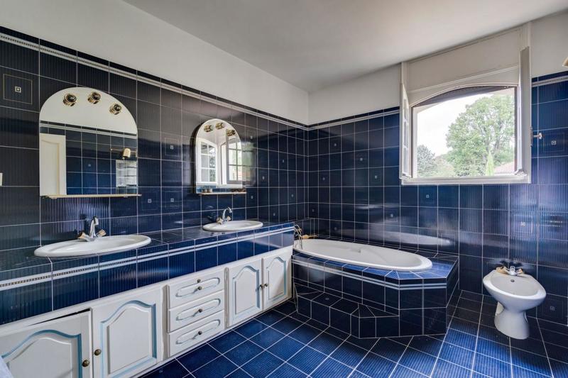 Maison de maîtres - 280 m² - 7 pièces