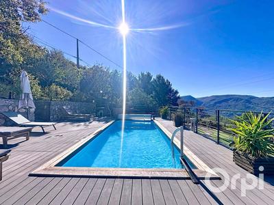 Maison - 133 m² - 4 pièces