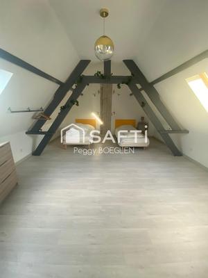 Maison - 110 m² - 9 pièces