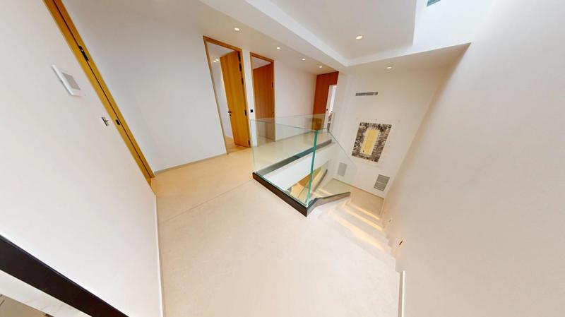 Villa - 262 m² - 9 pièces