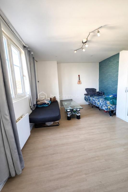 Studio - 43 m² - 2 pièces