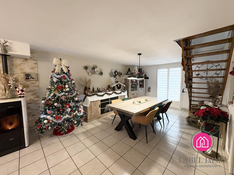 Maison traditionnelle - 84 m² - 5 pièces