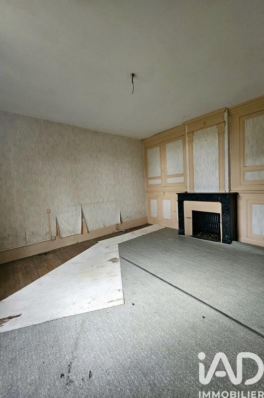 Maison - 210 m² - 8 pièces