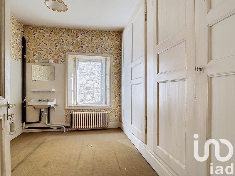 Maison - 275 m² - 11 pièces