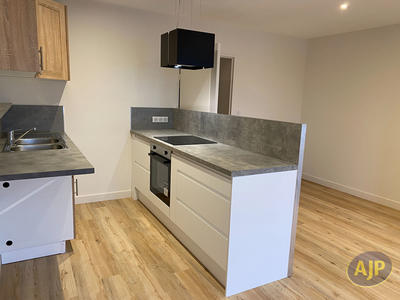 Appartement - 81 m² - 3 pièces