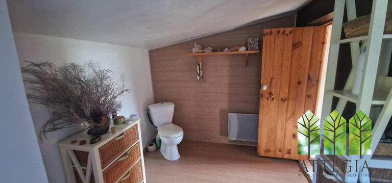 Maison - 180 m² - 6 pièces