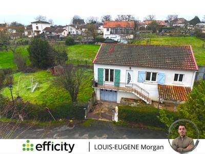 Maison - 87 m² - 5 pièces