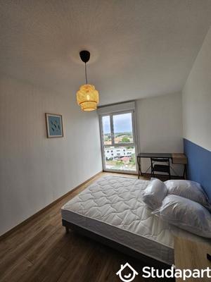 Chambre - 9 m² - 1 pièce