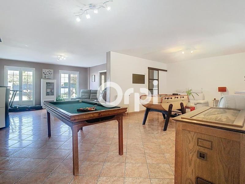 Maison - 191 m² - 5 pièces