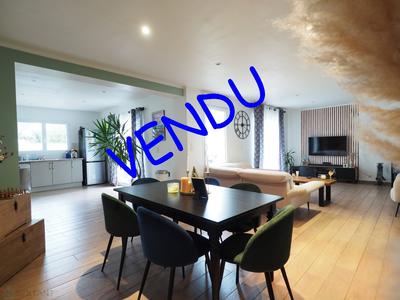 Maison - 136 m² - 5 pièces