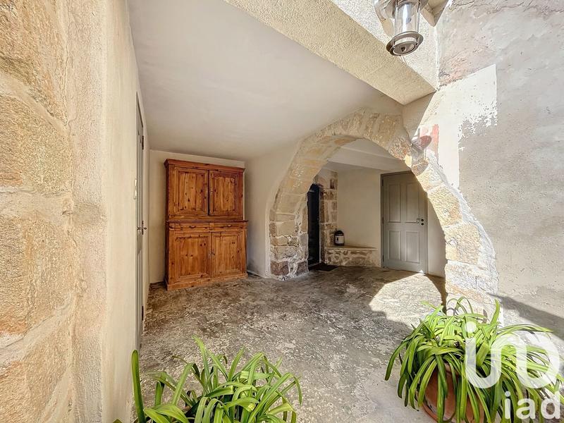 Maison - 220 m² - 8 pièces